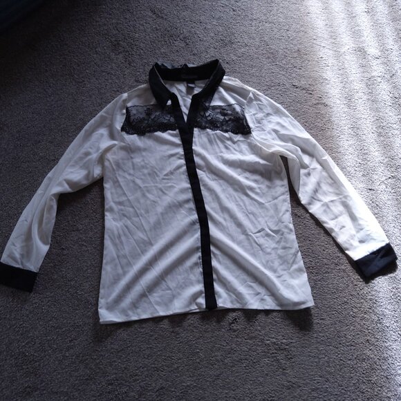 CHELSEA & THEADORE CREAM BLCAK TOP - Picture 1 of 1